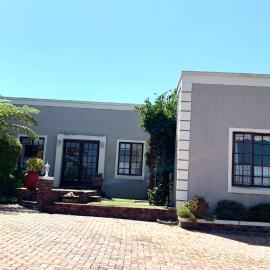 Green Pastures Guesthouse, hotel a George