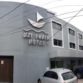 Hotel Uzi Praia