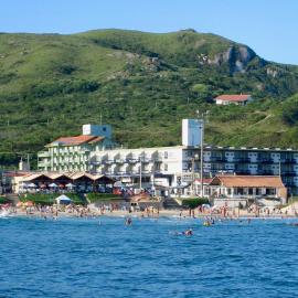 Cris Hotel, готель у місті Флоріанополіс
