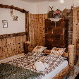 Chatka Zapiecek drewniana rustykalna chata Babci Ludwiki, hotel a Krościenko