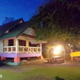 บ้านสุขกมลแววดาวบ้านเดี่ยว1ห้องนอน, hotel v mestu Ban Pak Nam
