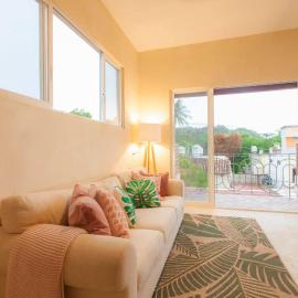 Casa Bella Rosa- stunning apartment in the center of town