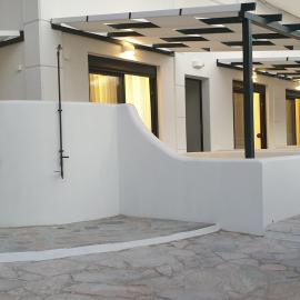 Eantos Studios and Suites, hotel v destinaci Perea