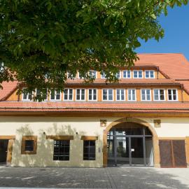 Ferienwohnung "Am Oberen Tor"，Lauchheim的飯店