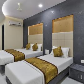 Hotel Aroma- Dadar, hotell i Mumbai