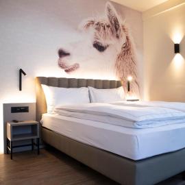 Adaastra Boutique Hotel, отель в городе Натерс