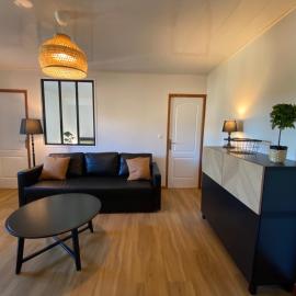 Un cocon en plein coeur du Jura, hotel in Châtillon