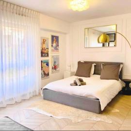 Beautiful Fully Renovated Centrally Located Studio, hotel a Monte Carlo