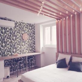 Suite 24 Appart'hôtel-3 étoiles, hotel in Le Creusot
