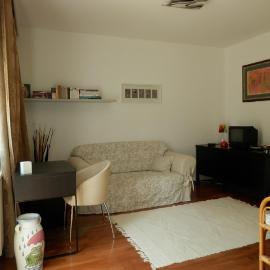 Csiki Apartman، فندق في بوداورس