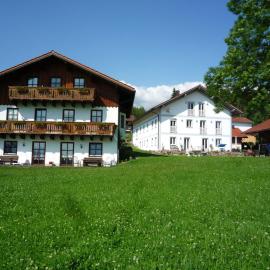Ferienhof Landhaus Michael, hotel in Böbrach