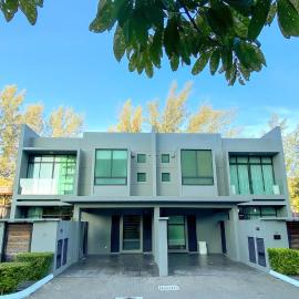 LAVANYA Private Pool Villa Residence 2 Floors @ Pantai Cenang.