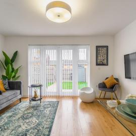 4BR-Madejski Stadium-Royal Berk Hosp-By Tempstay