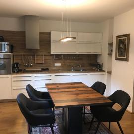 Enzian 14 - Schmuckstück von Bad Kleinkirchheim, hotel in Bad Kleinkirchheim