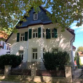100 qm Ferienwohnung Am Heiligen Brunnen, hotel in Quedlinburg