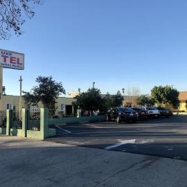 Deluxe Inn, hotel u gradu 'Pomona'
