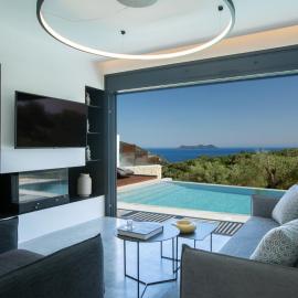 High-end Villa Faos Two, hotel em Fternón