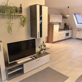 Ferienwohnung und Apartment Löbau, Stadt- und messenah
