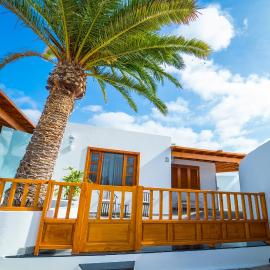 Luxury Villas Anjomacar, hotel a Teguise