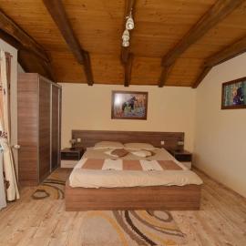 Rooms & Apartment Vinia, hotel i Bjelovar