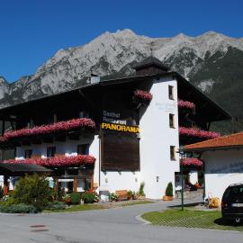Gasthof Panorama – hotel w mieście Obsteig