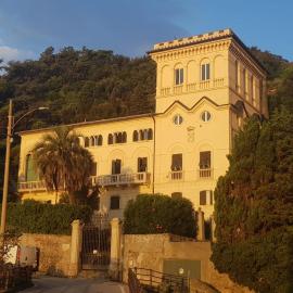 Villa D'Albertis, hotel Crevariban