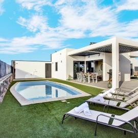 Villa del Roque, heated pool & luxury in El Roque, hotelli kohteessa Roque
