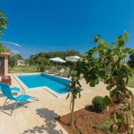 Holiday Home Lancin by Interhome