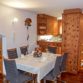 Apartment Chesa Polaschin E - E21 - Sils by Interhome, hotel v destinácii Sils Maria