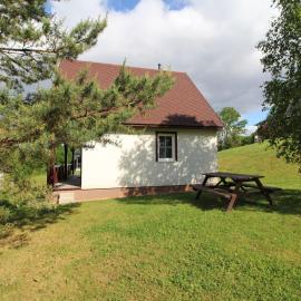 Holiday Home Holiday Hill 46 by Interhome, hotel di Čistá