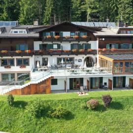 Alpenhotel Ratsberg 1650m, hotel u gradu Dobijako