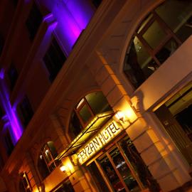 Feyzan Hotel، فندق في جوروم