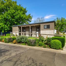 Traralgon Holiday Village, hotel en Traralgon