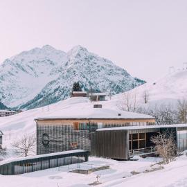 Das Naturhotel Chesa Valisa, hotell sihtkohas Hirschegg