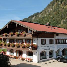 Gästehaus Angerer, hotelli kohteessa Reit im Winkl
