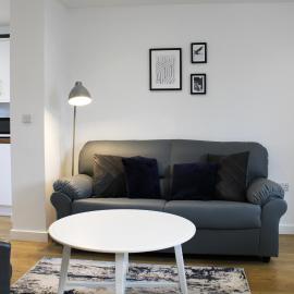 Abingdon - Private Flat with Garden & Parking 01 โรงแรมในอาบิงดอน