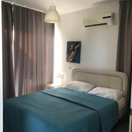 Sunny holiday by konnos, hotel di Paralimni