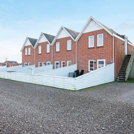 Pet-friendly Rømø Getaway Apartment、Sønderbyのホテル