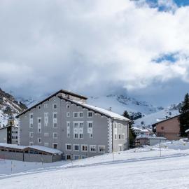 Hotel Grischuna, хотел в Бивио