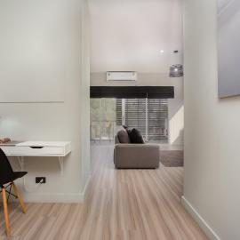 Studio 365 Serviced Apartments, hotel in Chiang Mai