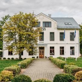 Hotel Metsis, hotel u gradu 'Valga'