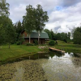 Kooli talu puhkemaja, hotel i Valingu
