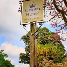 Viesnīca Crown House Hotel pilsētā Great Chesterford