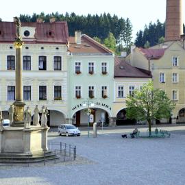 Apartmán Náměstí Hostinné, hotell sihtkohas Hostinné