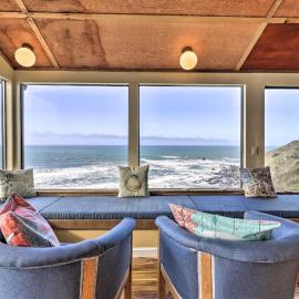 'Rahus Ocean Refuge' with Manchester Coast Views!, hotel in Manchester