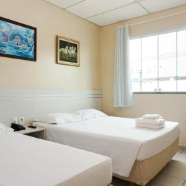 Lord Hotel Camburi