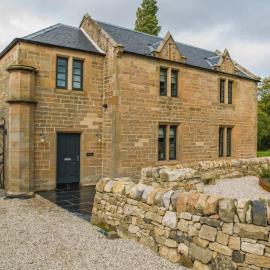 Stunning Edinburgh 1820s stables converted house