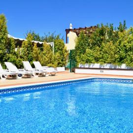 Villa ELTAEL - Daniel Apartment - Warm Pool until 1 November 2026, hotel i Manta Rota