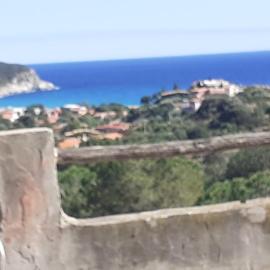 Casa spiaggia di Solanas 3: Solanas'ta bir otel