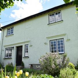 Cedra Cottage - Vintage Country Hideaway
